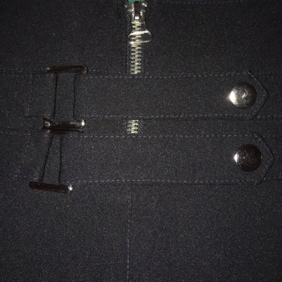 Cache Skirt - Picture 2 of 3